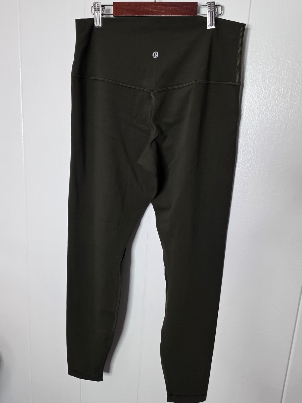 Lululemon Athletica High-Rise Olive Green Align Leggings - 28" inseam